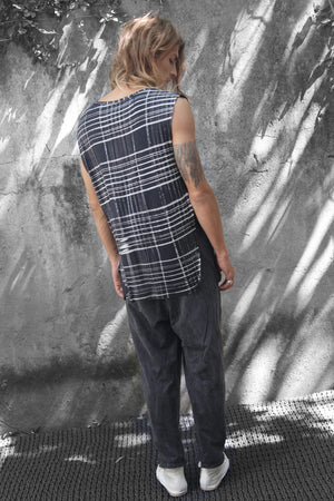 ARMENIAN SLEEVELESS TOP - AR4